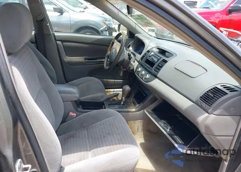 2005 Toyota Camry Std from USA, damaged, VIN 4T1BE32K05U515277